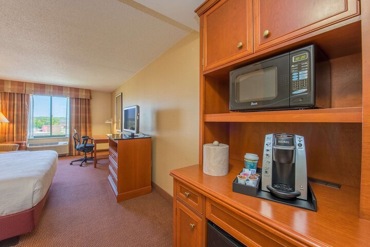 Room 14 of 34