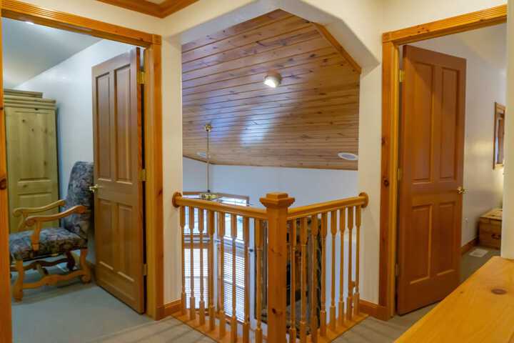 Family Vacation heated in / out Pool Tubing & Ice Skating 719 3 Bedroom Townhouse by RedAwning