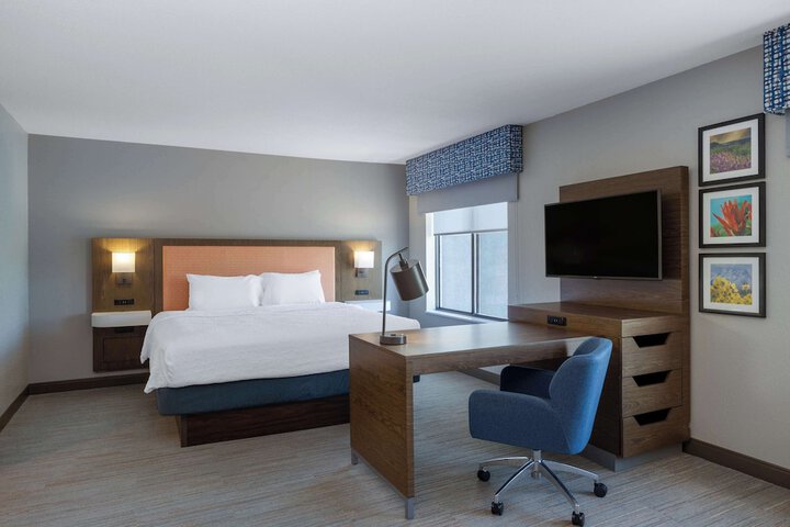Room 26 of 41