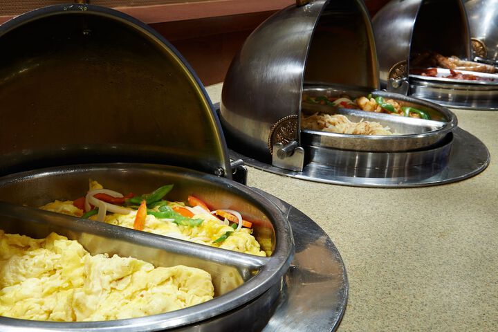 DoubleTree by Hilton Detroit - Dearborn