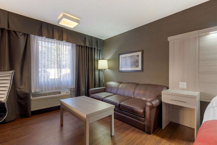 Room 40 of 89