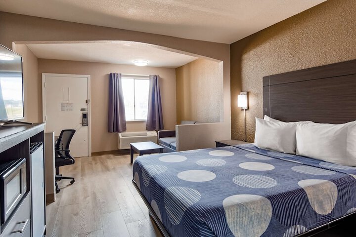 Room 19 of 25