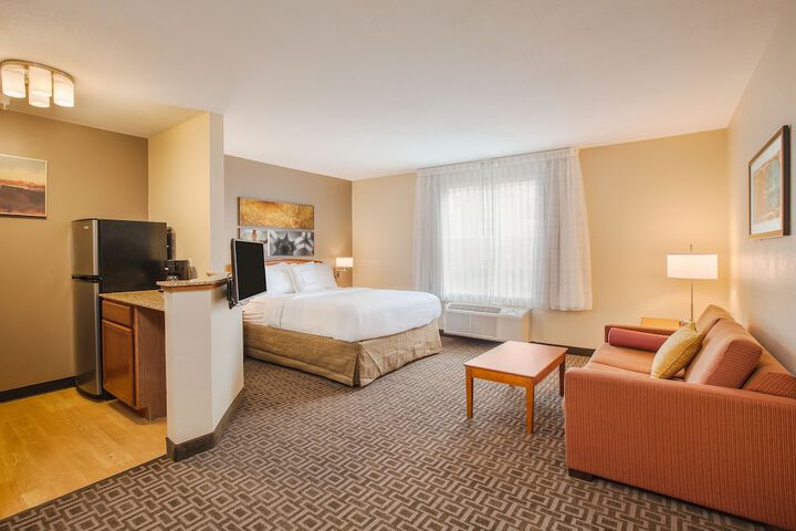 Room 17 of 22