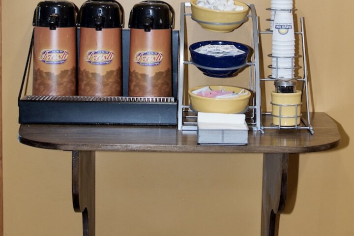 Breakfast/Coffee Service 41 of 46