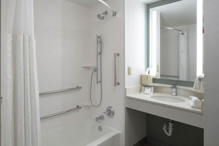 Hilton Garden Inn Evansville