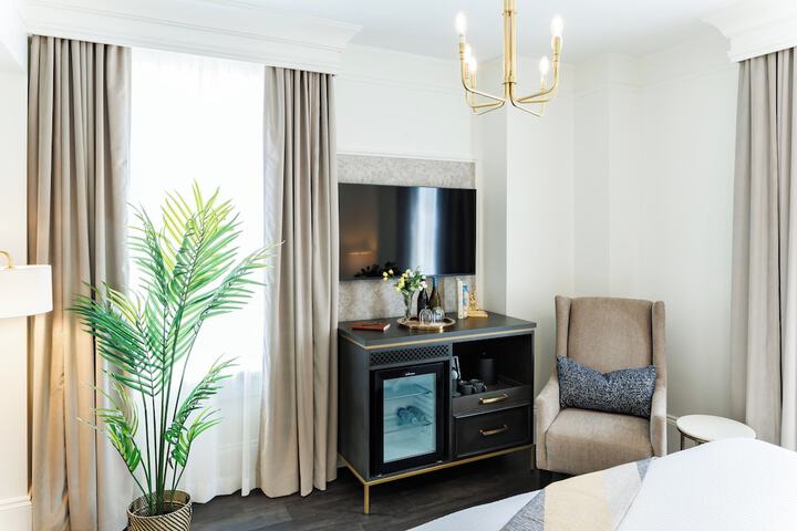 Room 20 of 62