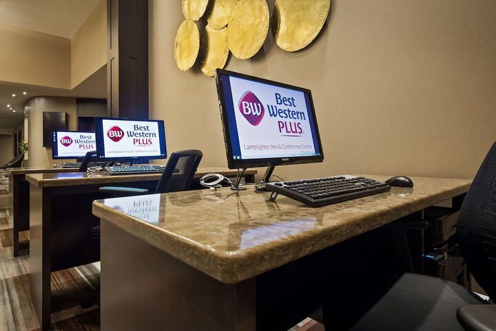 Best Western Plus Lamplighter Inn & Conference Centre