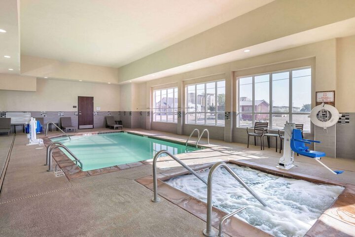 Pool 6 of 73