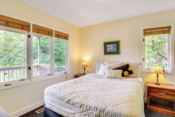 2-story Deck: Waterfront Lake Lure Home!