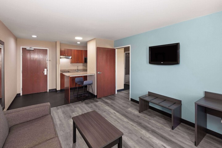 Room 19 of 85