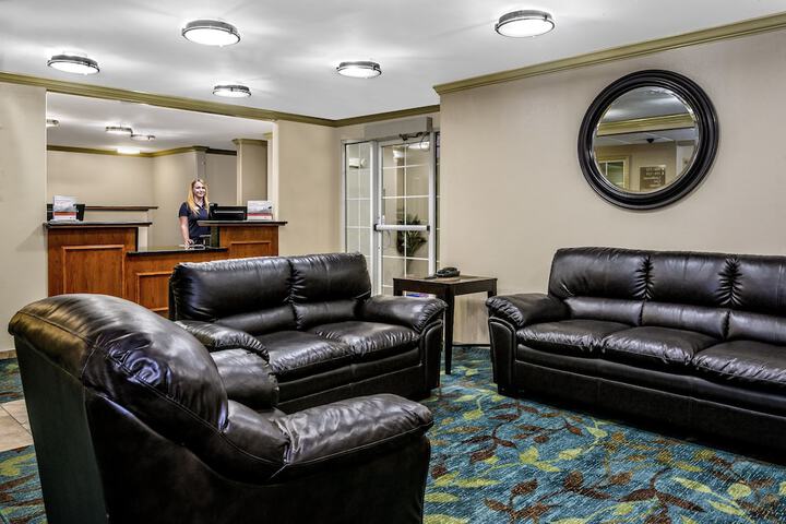 Hotel 8 of 38