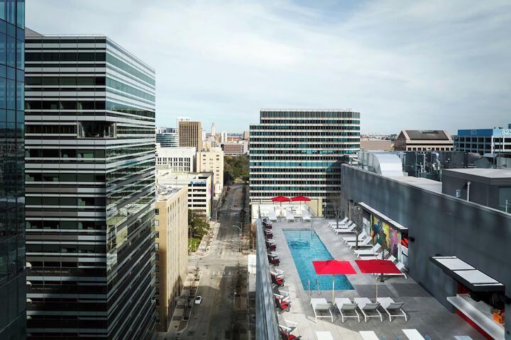 citizenM Austin Downtown
