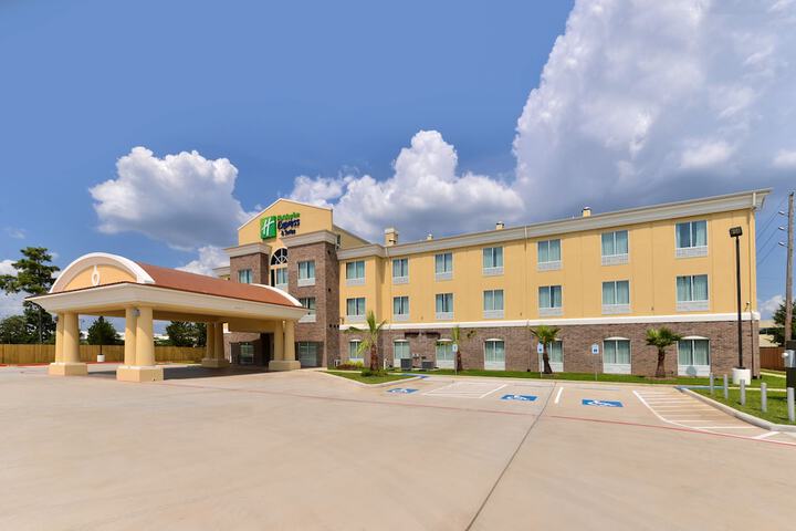 Hotel 6 of 80