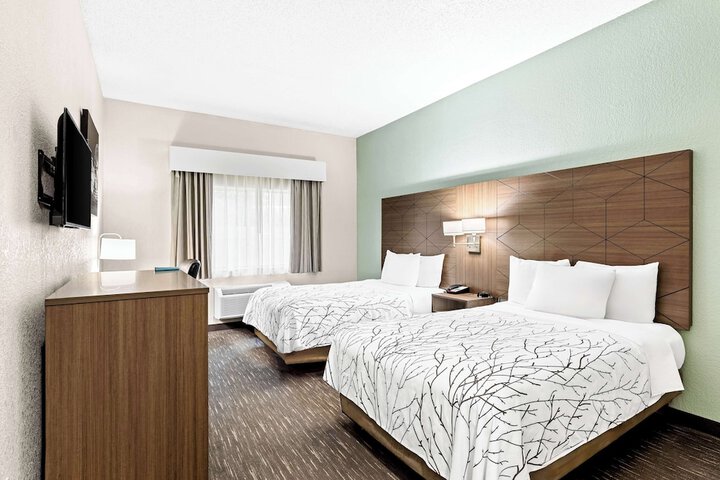 Room 21 of 30