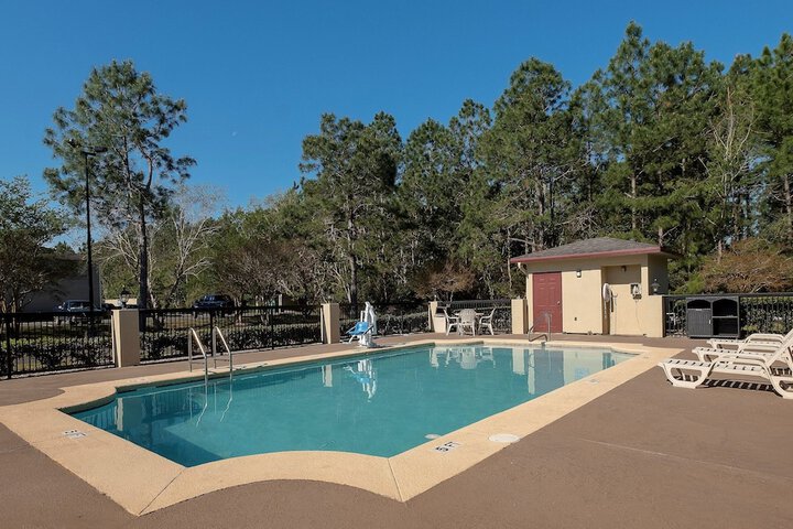 Pool 9 of 31