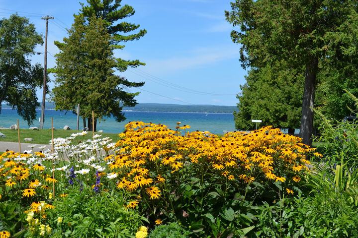 Bay View Inn