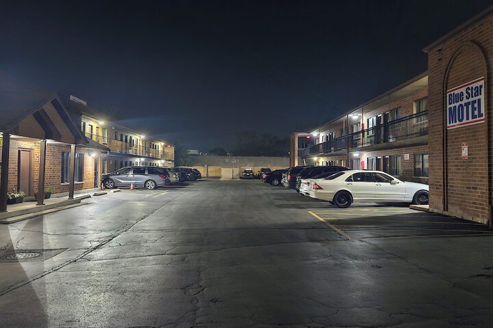 Bluestar Motel