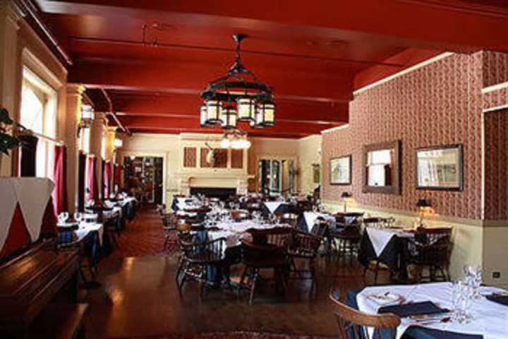 Dining 56 of 62