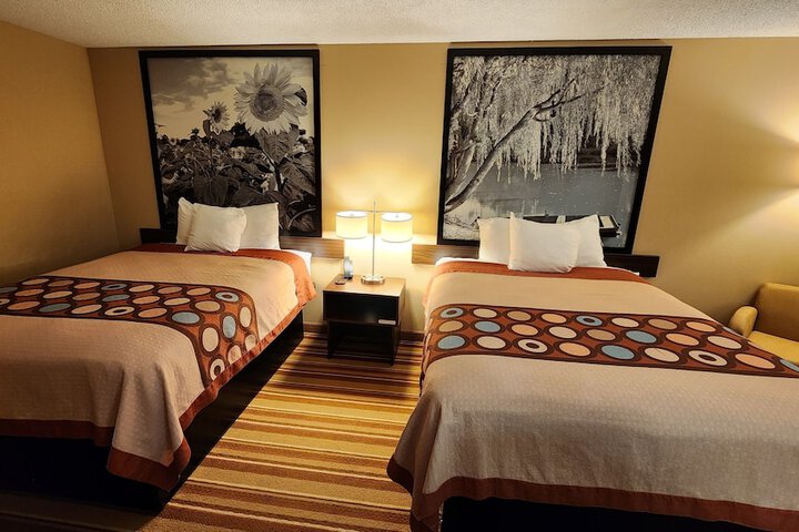 Room 30 of 42