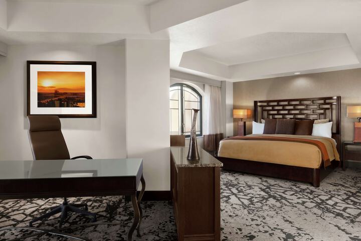 Room 14 of 70