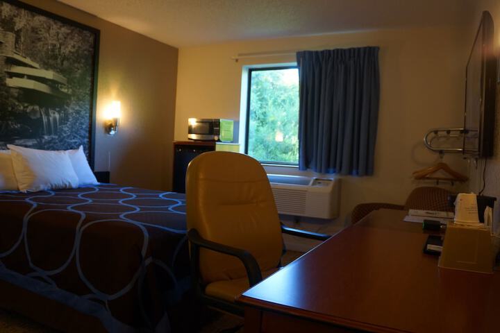 Room 20 of 43