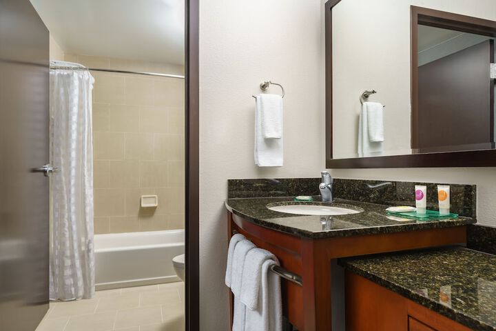 Hyatt Place Ft. Lauderdale Airport & Cruise Port