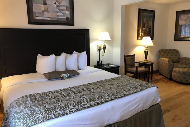 Room 22 of 42