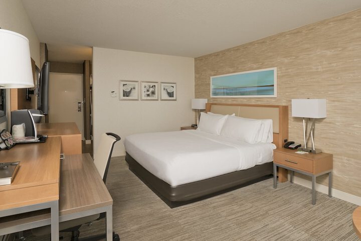 Room 61 of 85