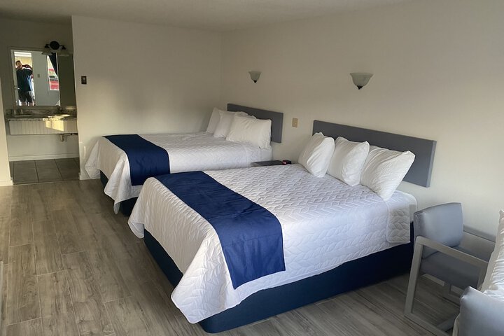 Thunderbird Motel