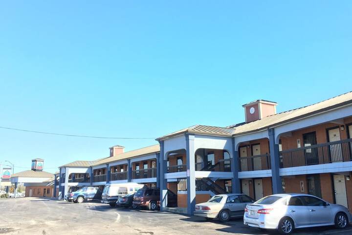 Hotel 2 of 38