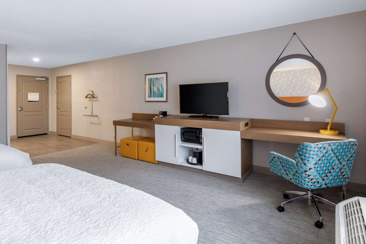 Room 29 of 46