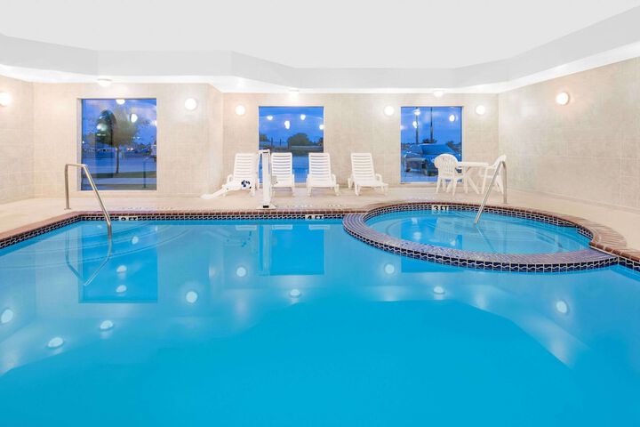 Pool 2 of 16