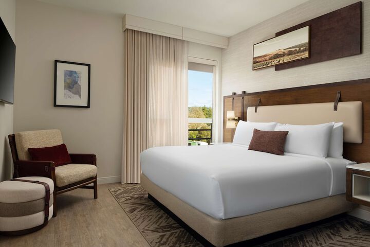 The Knoll Hotel Napa Valley Tapestry Collection by Hilton