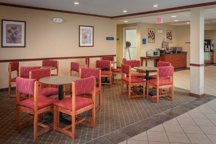 Microtel Inn & Suites by Wyndham Beckley East