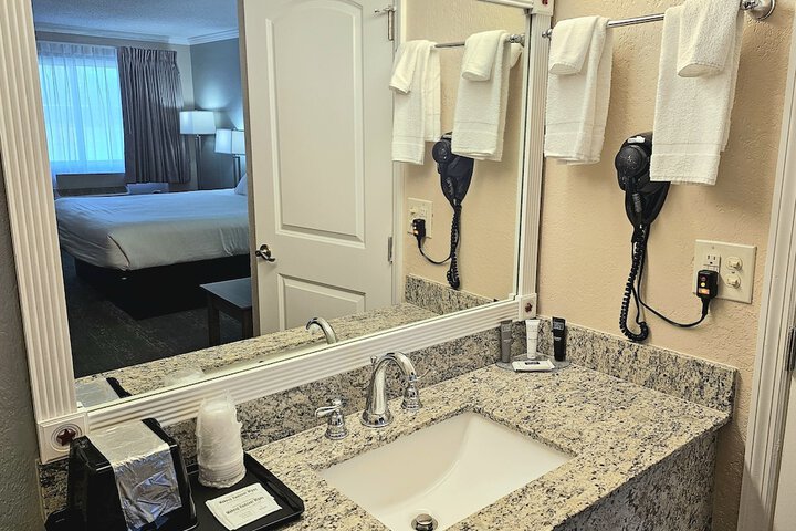 Room 15 of 31