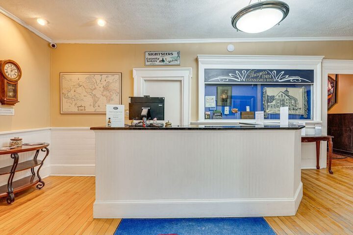 Thayers Inn