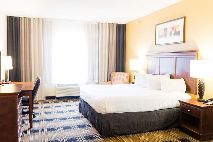 Country Inn & Suites by Radisson Helen, GA