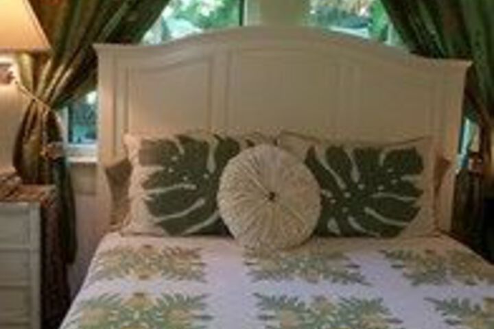 Haiku Plantation Inn Bed & Breakfast
