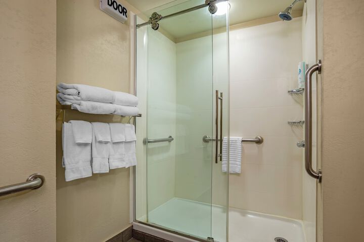 Comfort Suites Tallahassee Capitol - University Area
