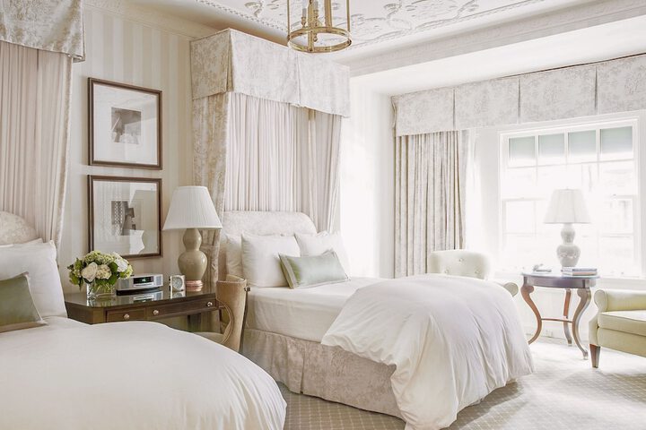 Room 21 of 49