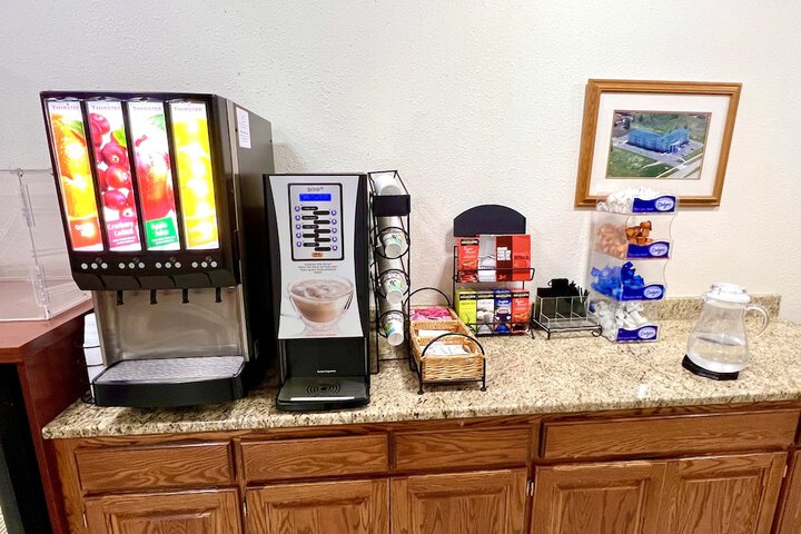 Breakfast/Coffee Service 91 of 109