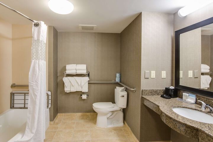 Room 54 of 75