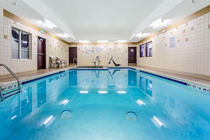 Pool 4 of 40