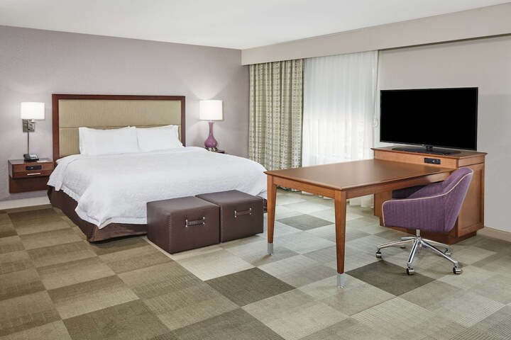 Room 14 of 25