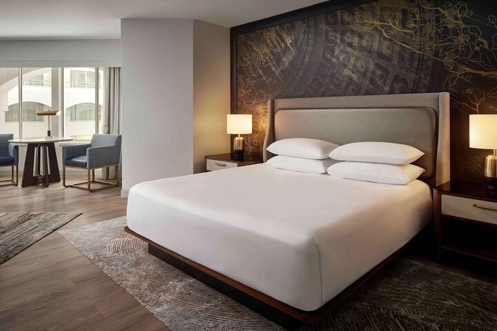 Room 42 of 62