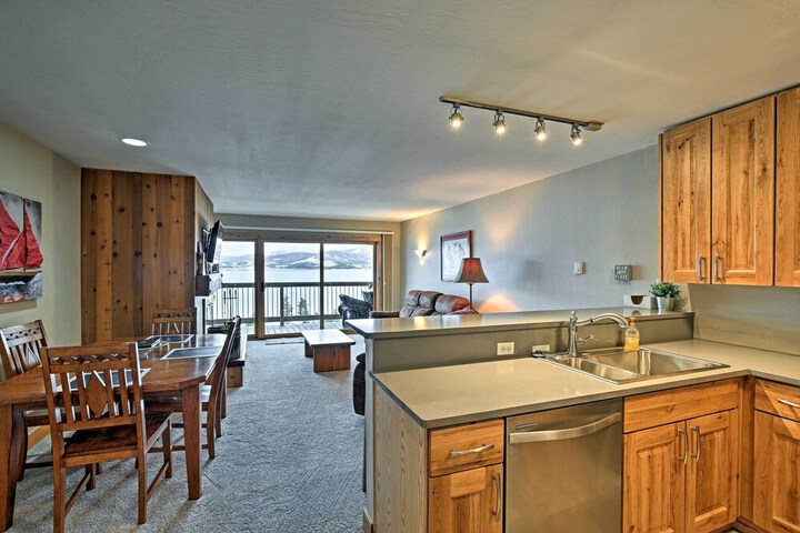 Mtn-view Condo w / Hot Tub Access in Dillon!