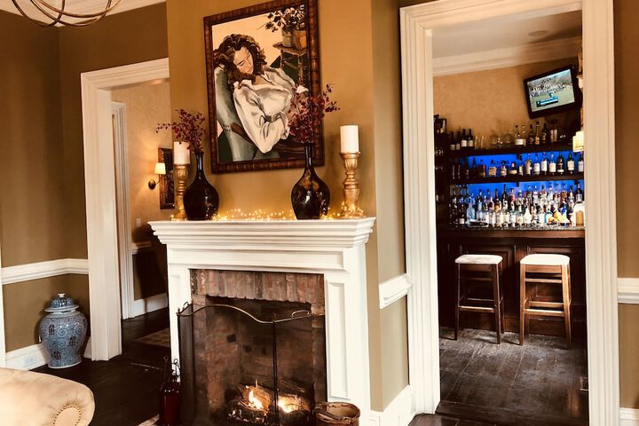 Jedediah Hawkins Inn