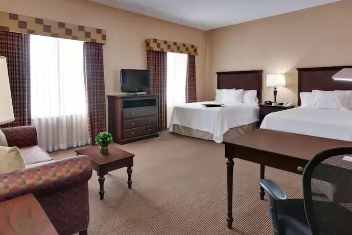 Room 8 of 24