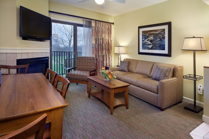 Holiday Inn Club Vacations at Lake Geneva Resort by IHG