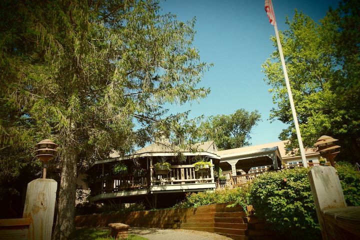Hotel 4 of 47
